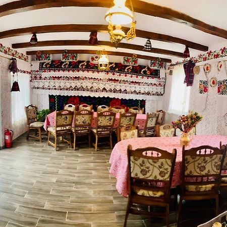 Floare De Maramures 1 Vadu Izei Exterior foto