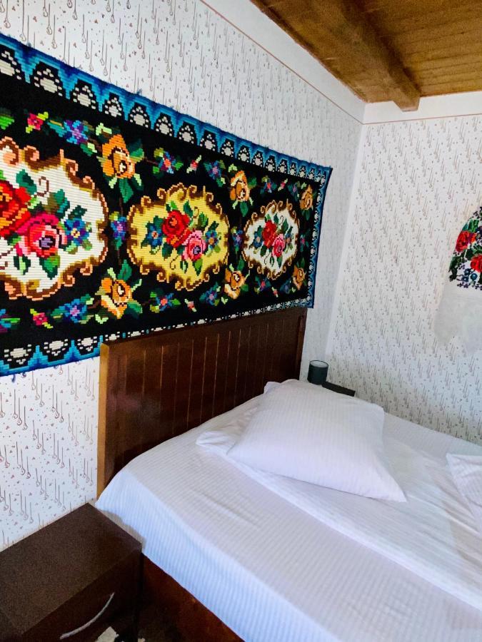 Floare De Maramures 1 Vadu Izei Exterior foto