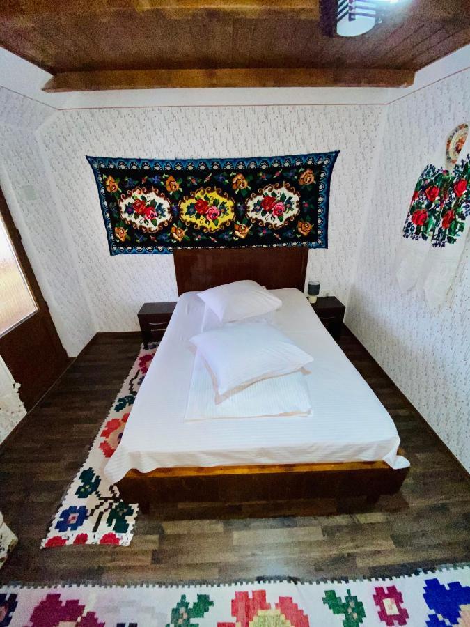 Floare De Maramures 1 Vadu Izei Exterior foto