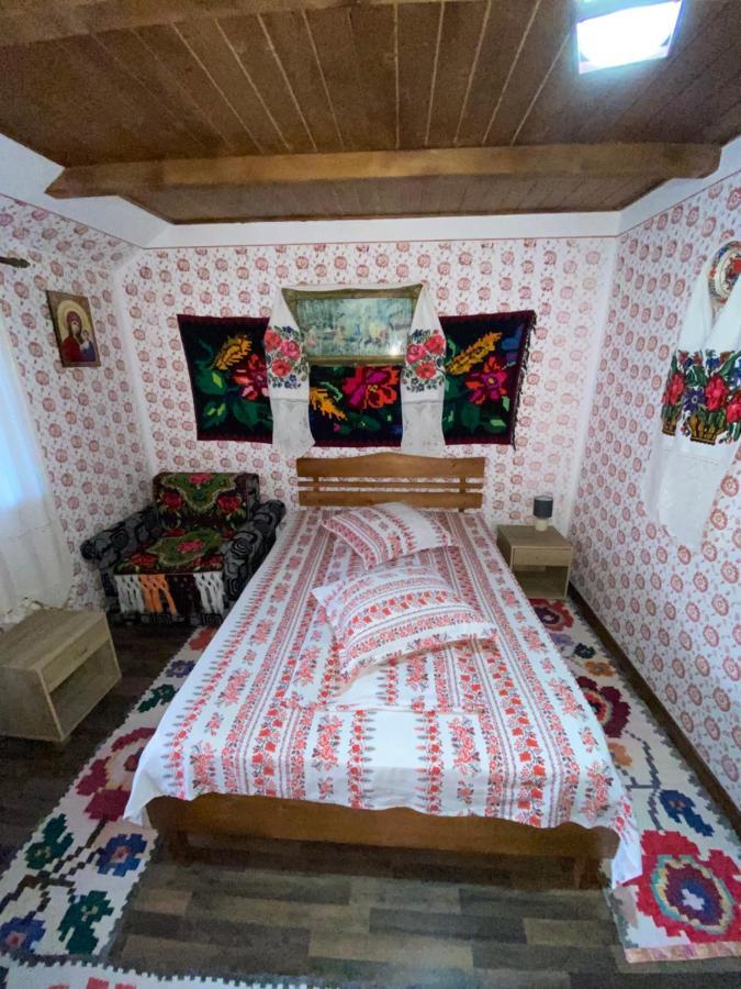 Floare De Maramures 1 Vadu Izei Exterior foto