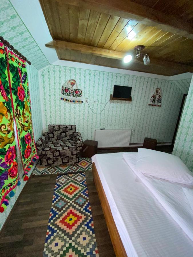 Floare De Maramures 1 Vadu Izei Exterior foto