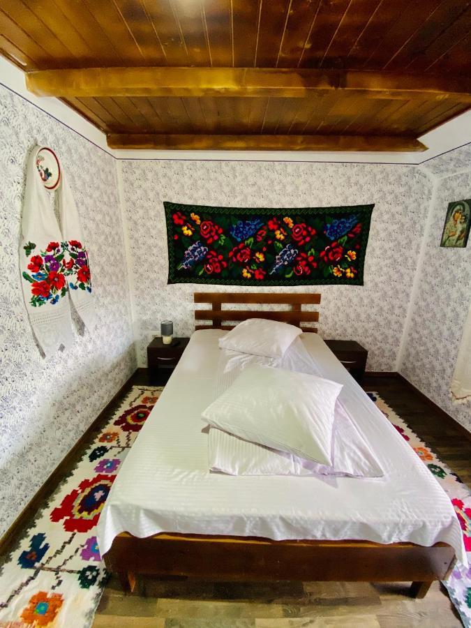 Floare De Maramures 1 Vadu Izei Exterior foto