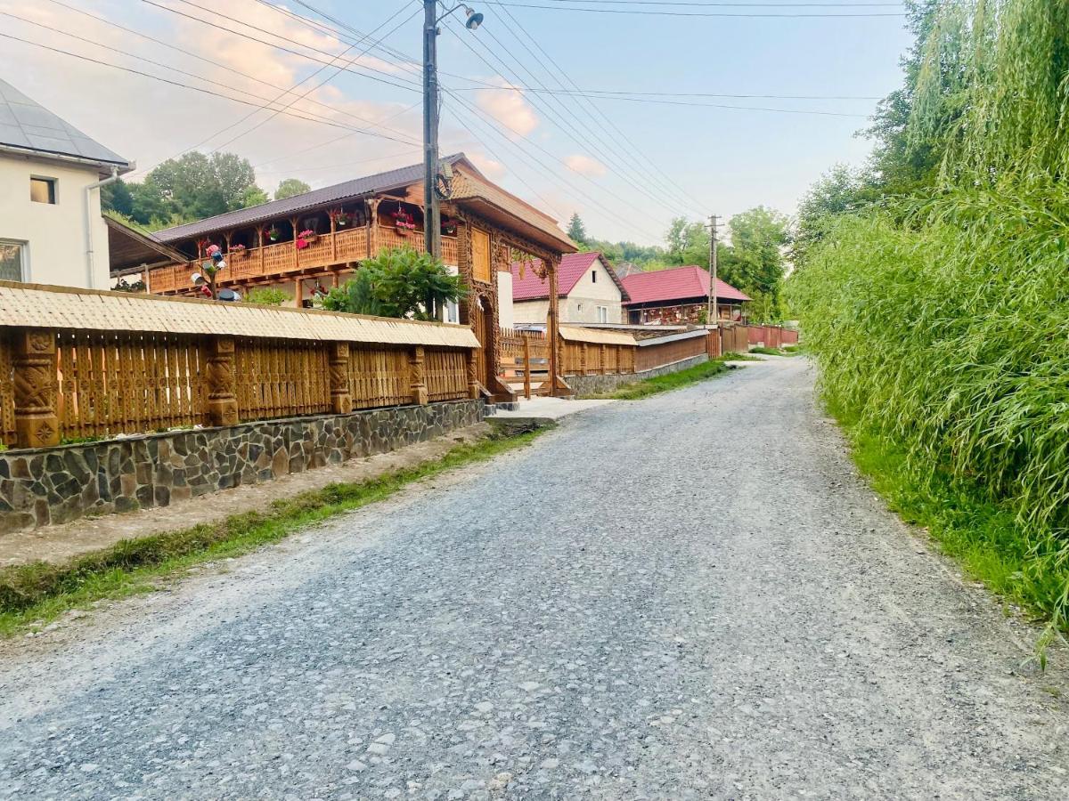 Floare De Maramures 1 Vadu Izei Exterior foto