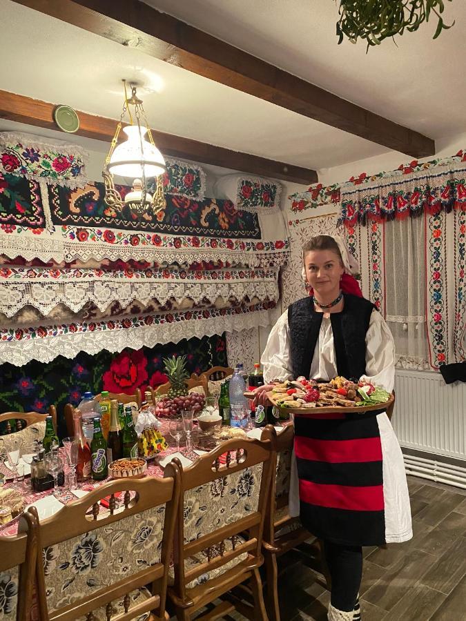 Floare De Maramures 1 Vadu Izei Exterior foto