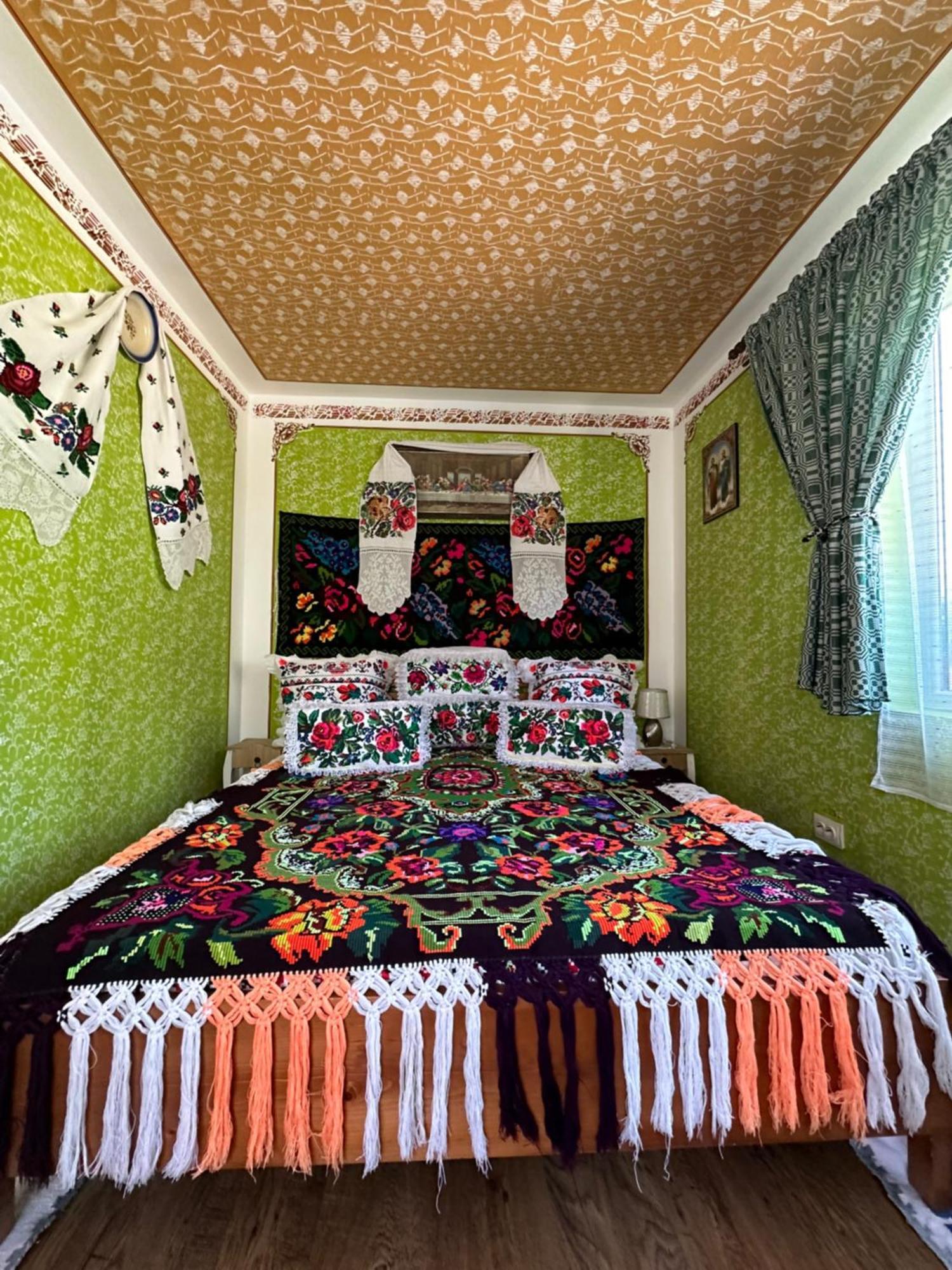 Floare De Maramures 1 Vadu Izei Exterior foto