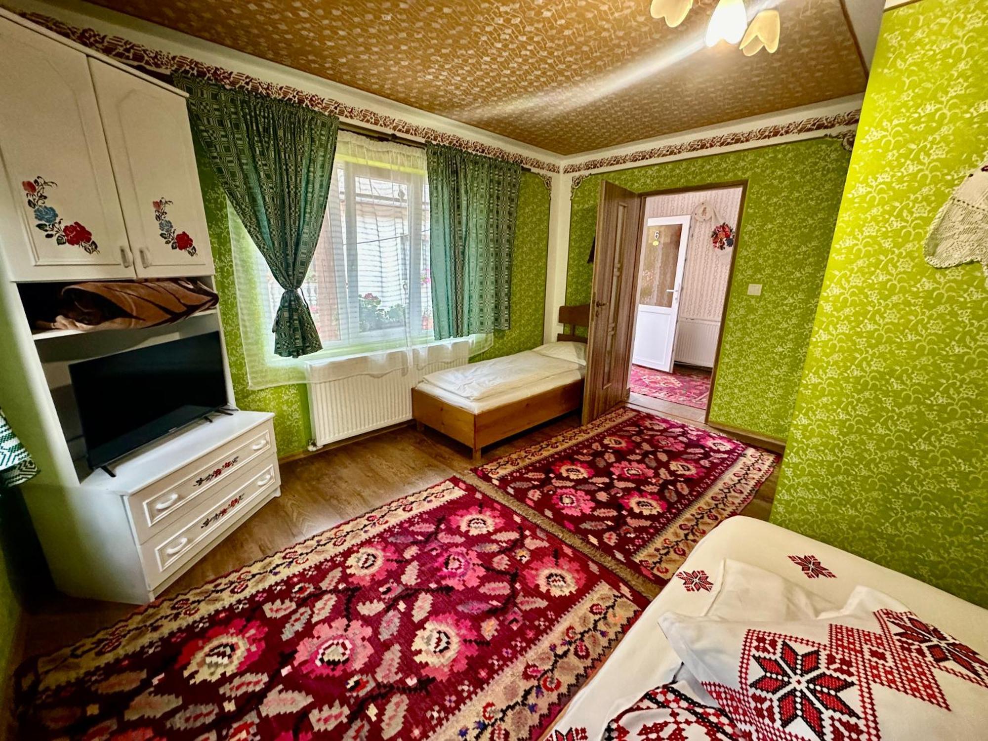 Floare De Maramures 1 Vadu Izei Exterior foto